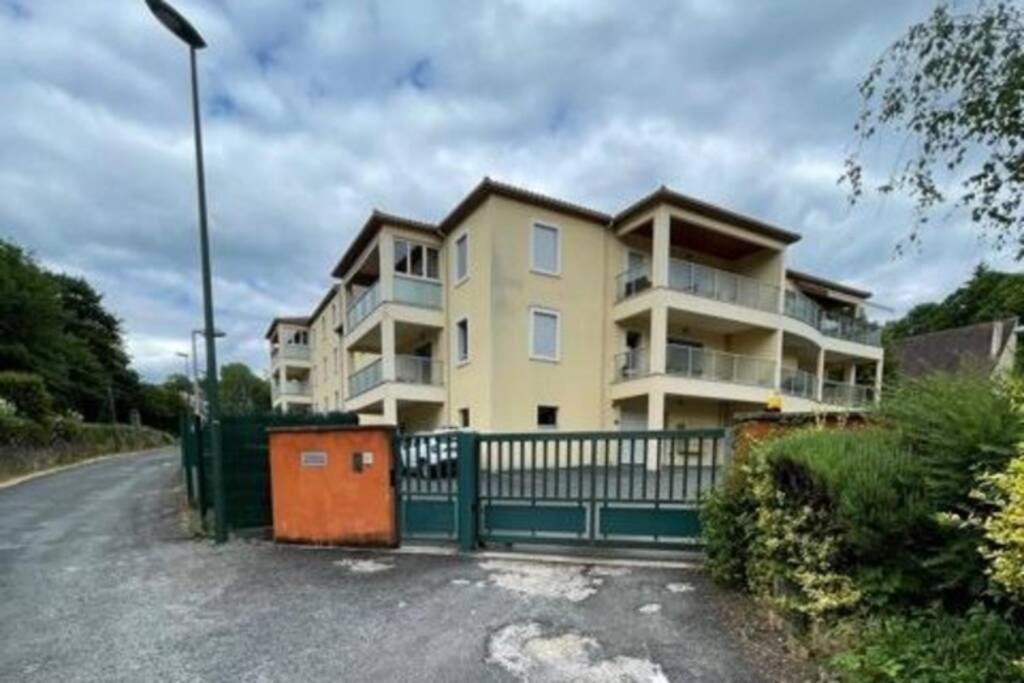 Apartamento L'Évasion - Draps Compris, Climatisation, Parking Sarlat Exterior foto